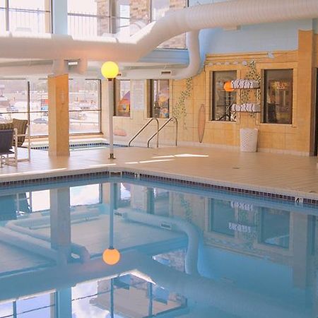Americinn & Suites By Wyndham Baraboo Event Center מראה חיצוני תמונה