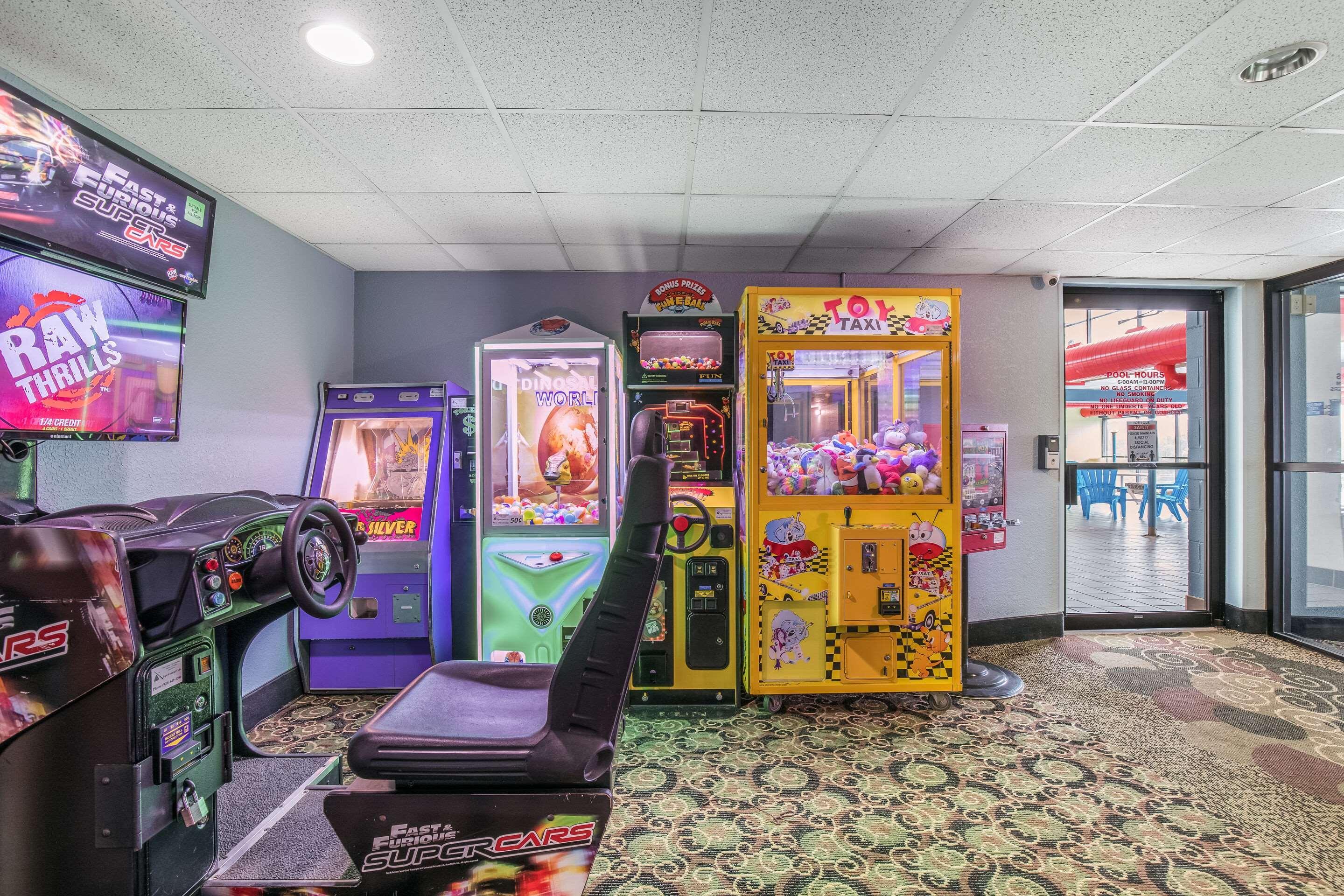 Americinn & Suites By Wyndham Baraboo Event Center מראה חיצוני תמונה
